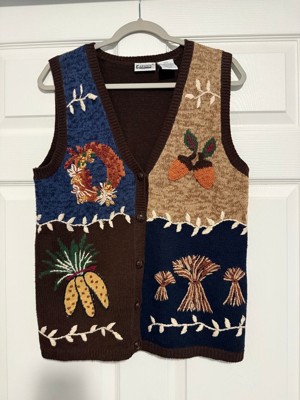 Vintage 90s Capacity Fall Harvest Vest Small Embroidered Acorn Cottagecore